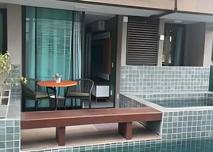 Flat Terreo Com Piscina Privativa